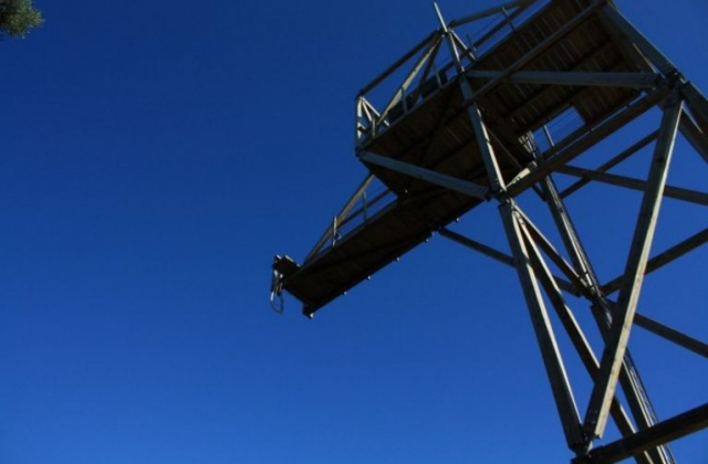 plateforme de saut a l elastique